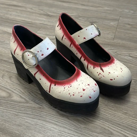Bloody Mary Jane shoes - Picture 1 of 2